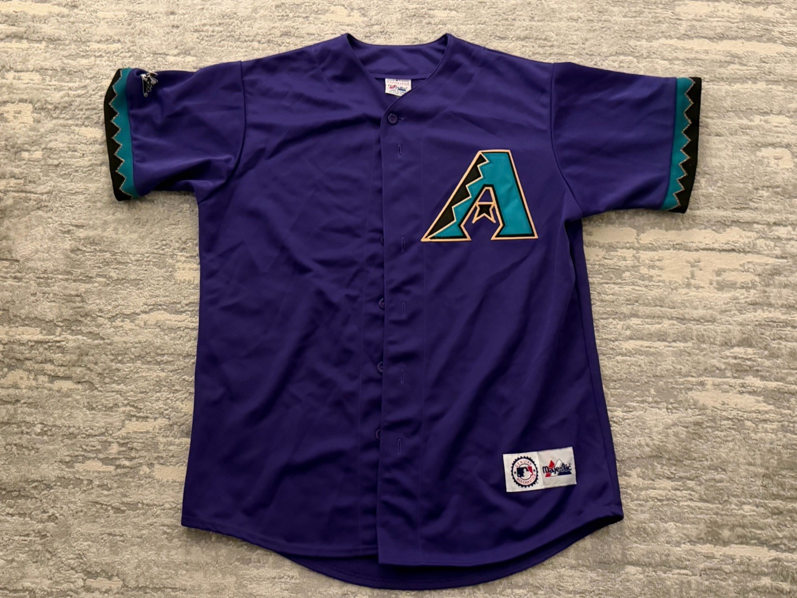 EUC Vintage Majestic Arizona Diamondbacks  Purple Jersey 90s MLB Size L