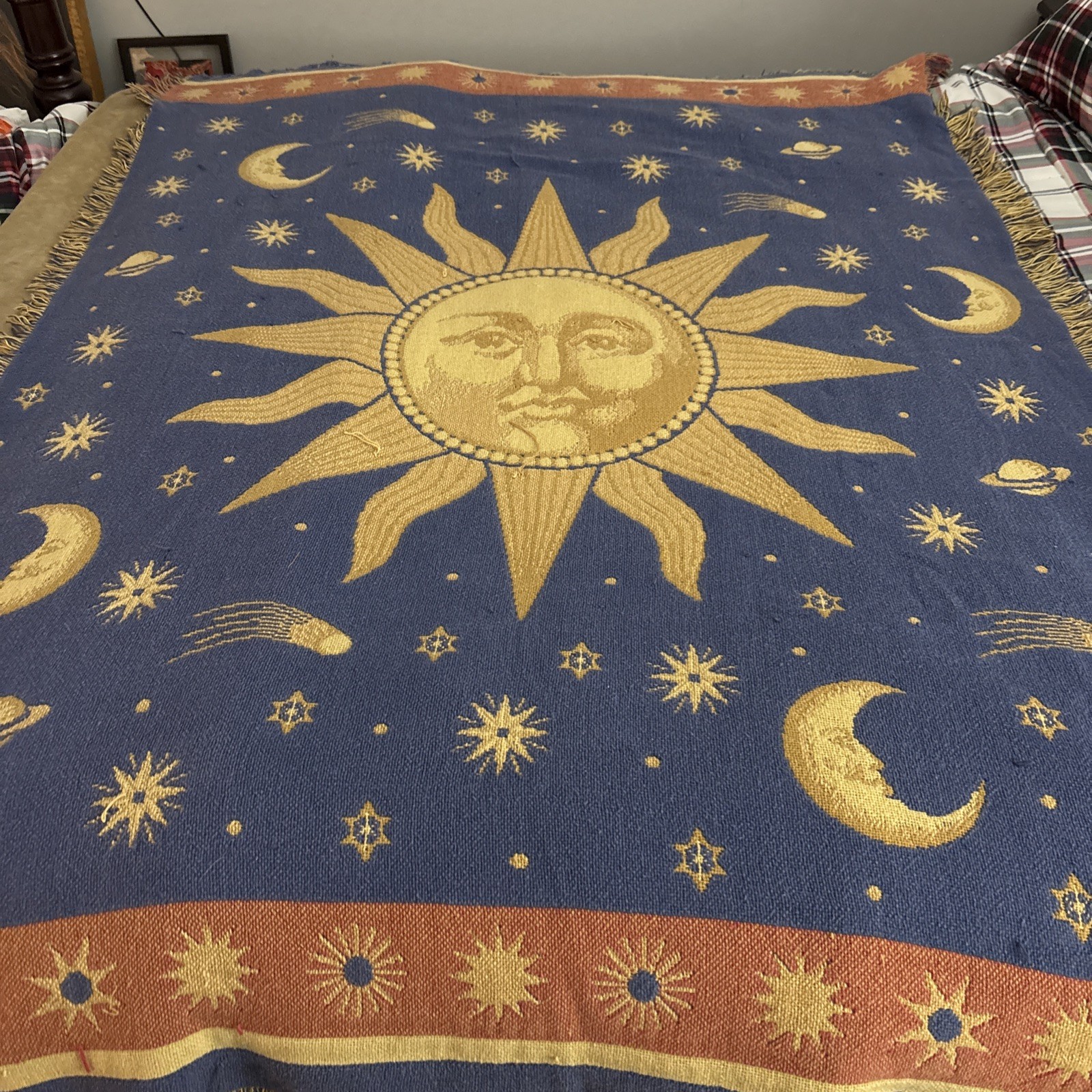 VINTAGE 1990\'s Sun Moon Stars CELESTIAL Blue Gold 46X68 TAPESTRY Throw Blanket VINTAGE 1990\'s Sun Moon Stars CELESTIAL Blue Gold 46X68 TAPESTRY Throw Blanket