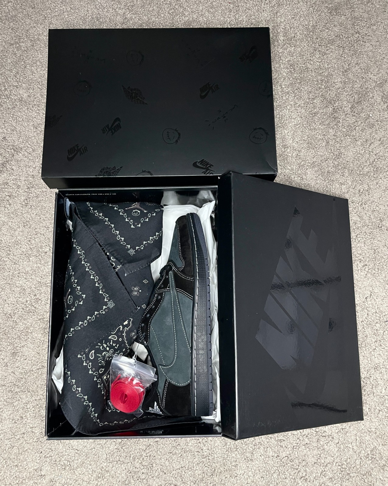 Travis Scott x Air Jordan 1 Low OG SP Black Phantom Black Men\'s (SHIP FAST) Travis Scott x Air Jordan 1 Low OG SP Black Phantom Black Men\'s (SHIP FAST)