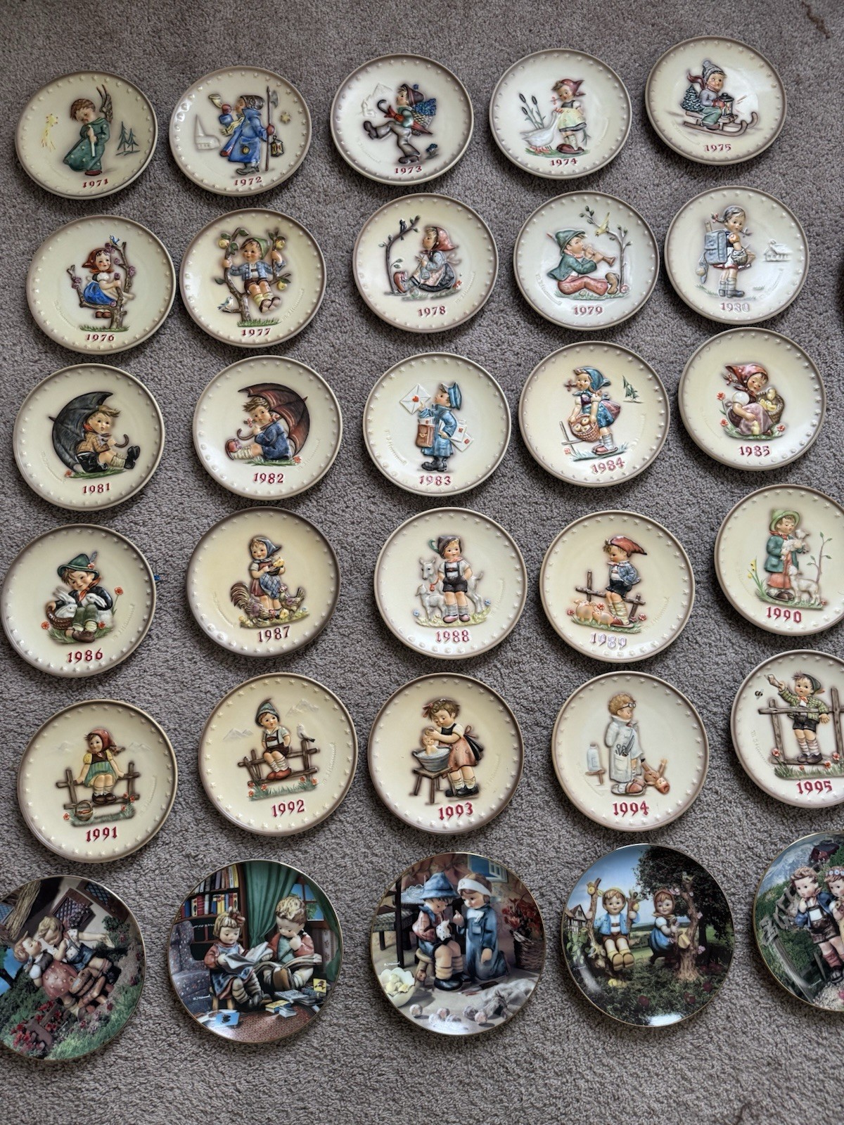 Goebel M.I. Hummel 25 Annual Plate 1972 West Germany 8 Goebel M.I. Hummel 25 Annual Plate 1972 West Germany 8