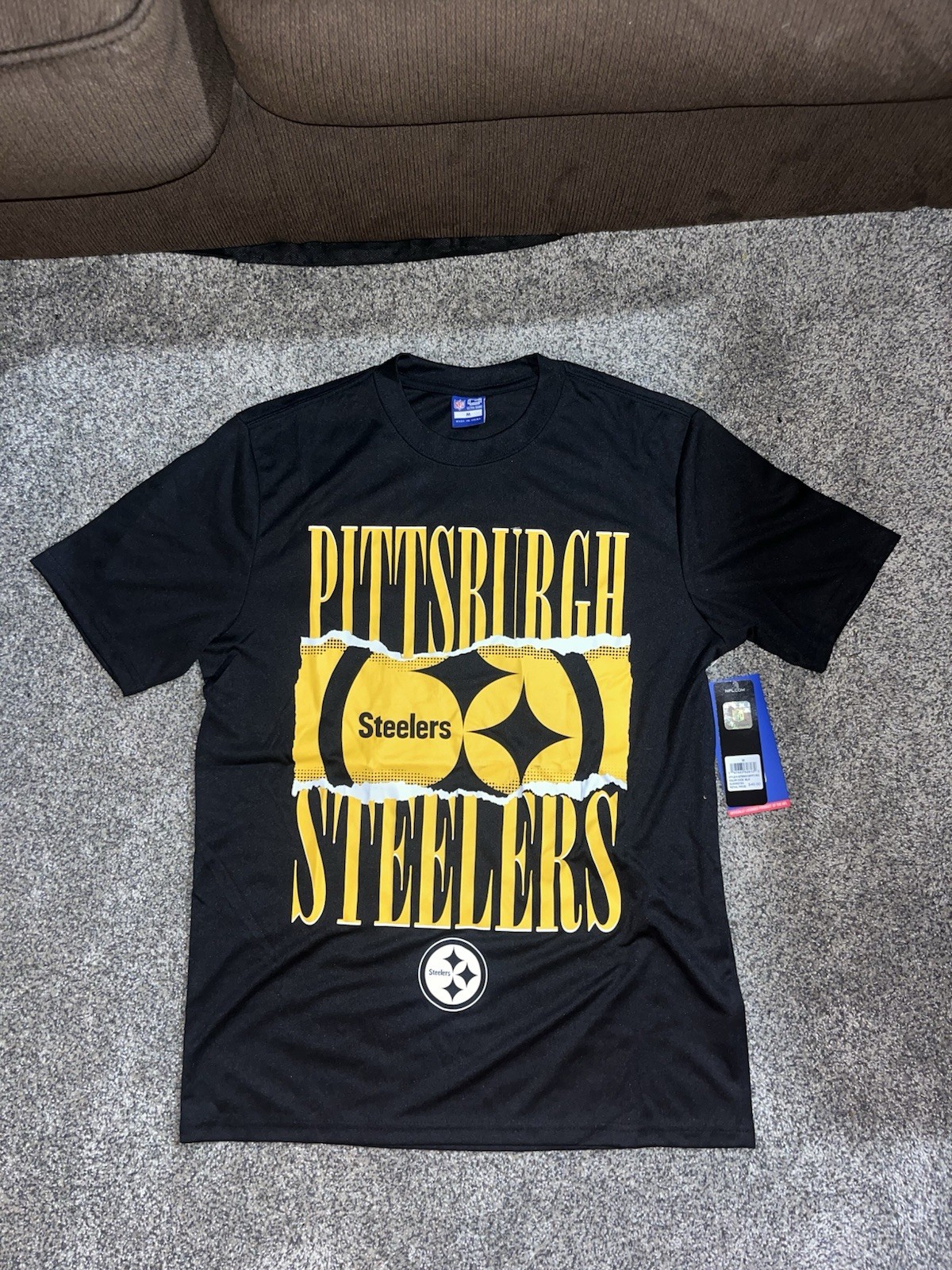 NWT Retail $40 Men’s M Pittsburgh Steelers Ultra Game NFL Football Tee T-Shirt
