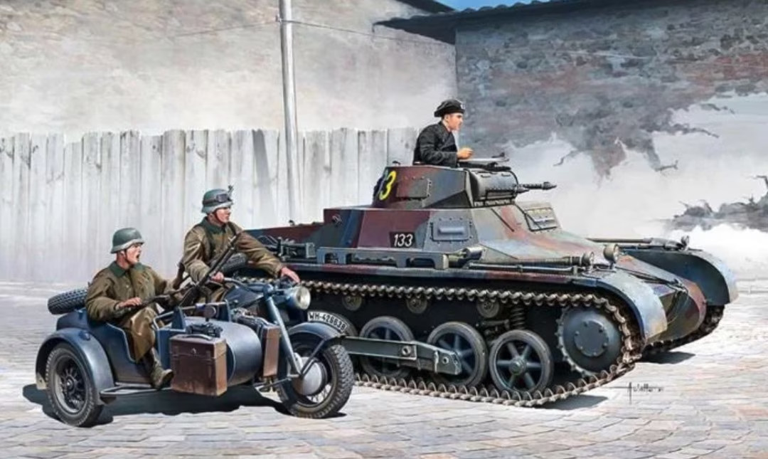 Academy Hobby 13556 German Panzer I Ausf.B & Motorcycle 1/35