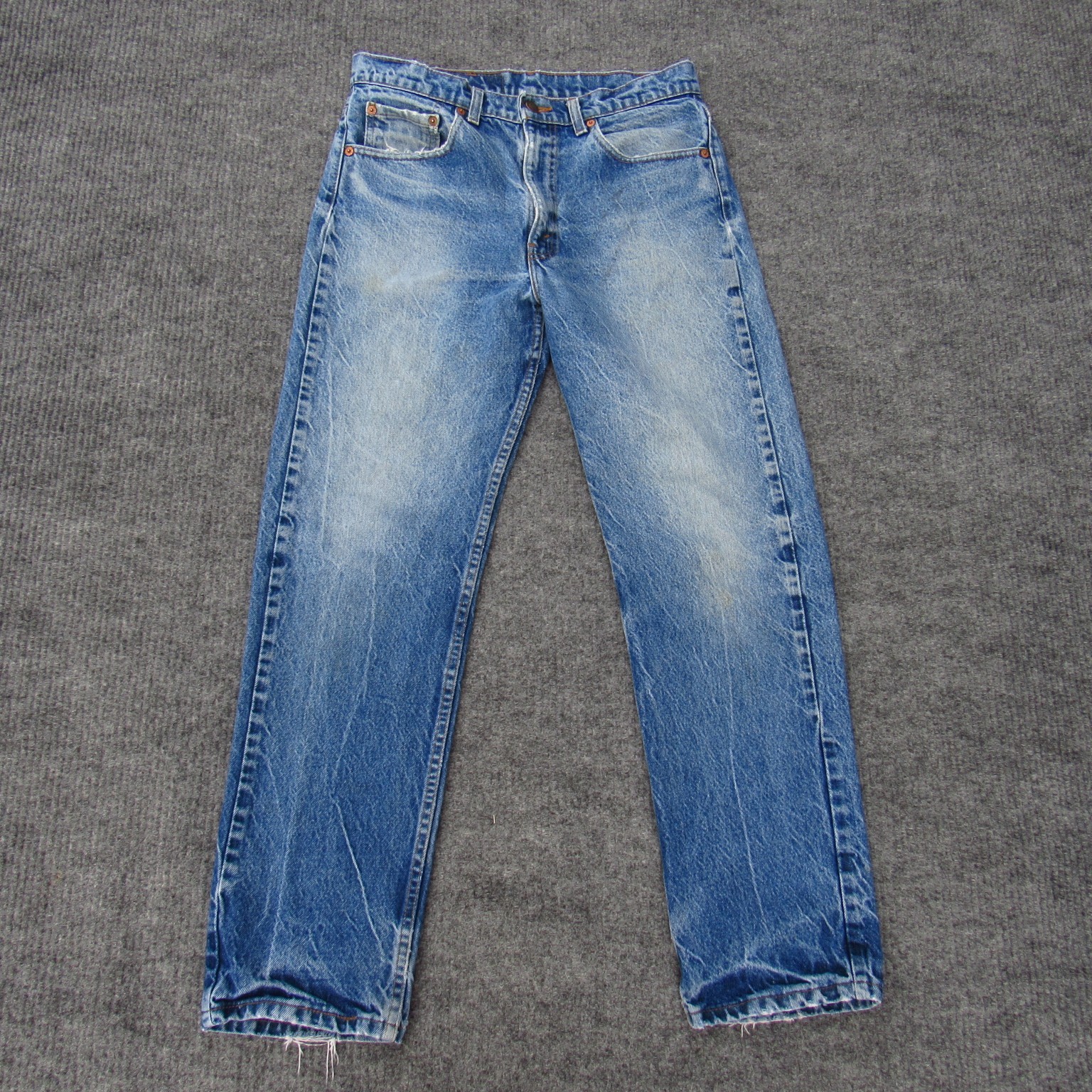 Vintage Levi\'s 505 Regular Fit Men\'s Jeans Tag 33x30 (32x30) USA 1990