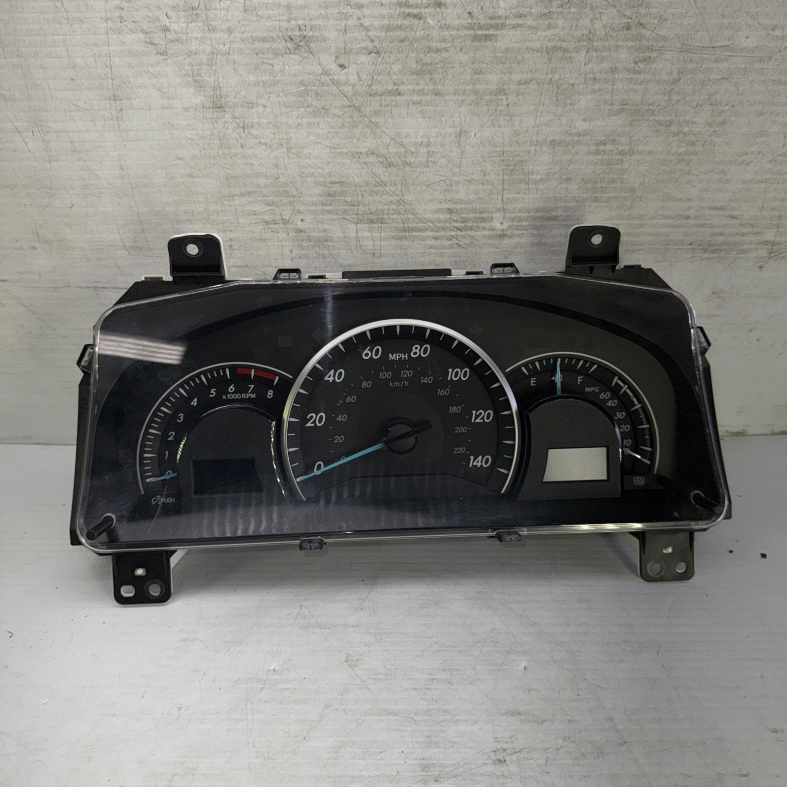 2012 Toyota Camry Speedometer Instrument Cluster Speedo 167,417 OEM 83800-0X090