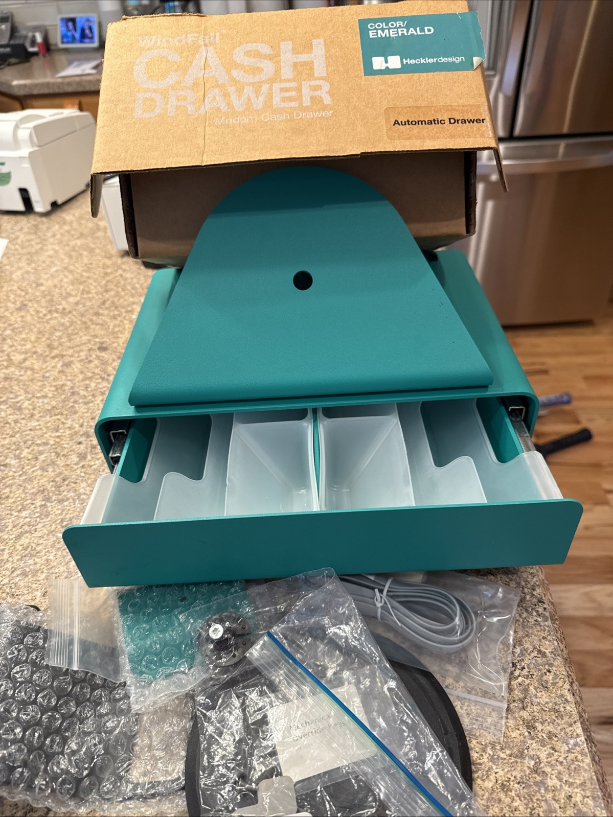 Heckler Design Windfall Cash Drawer with Keys Emerald Green
