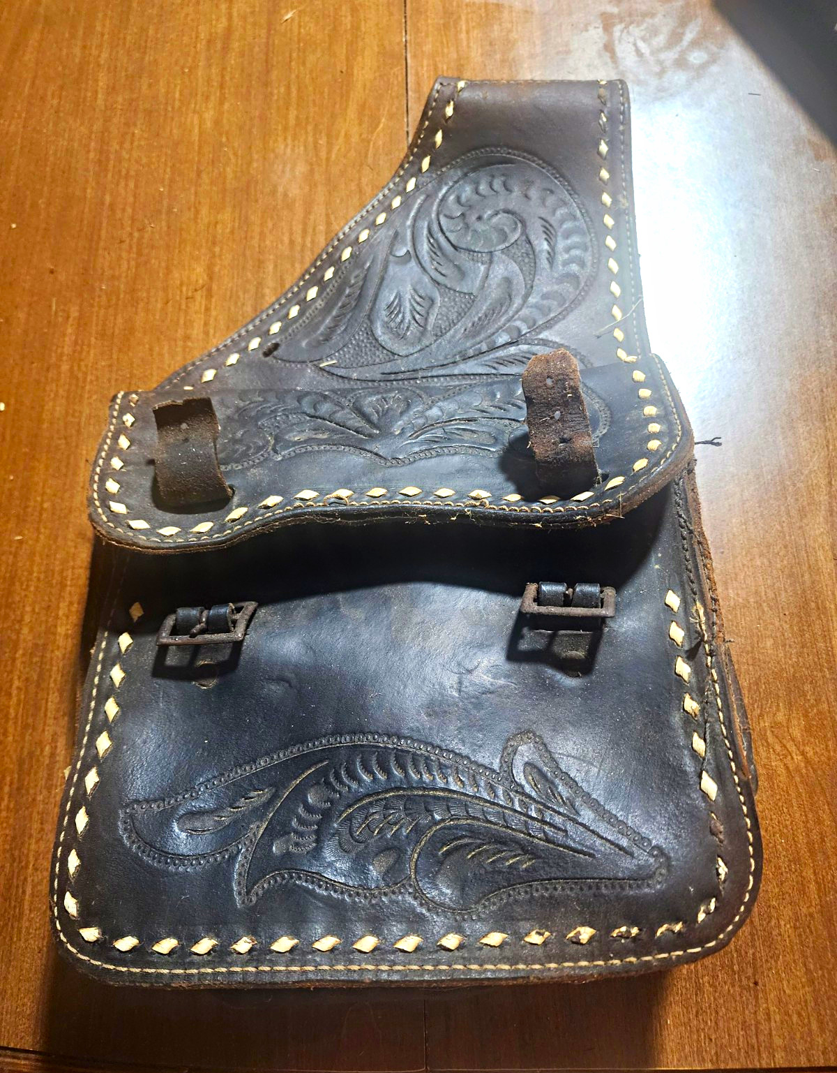 ​Vintage Western Leather Saddlebag Set Lot Tooled Purse Mirror Brush Curry Comb