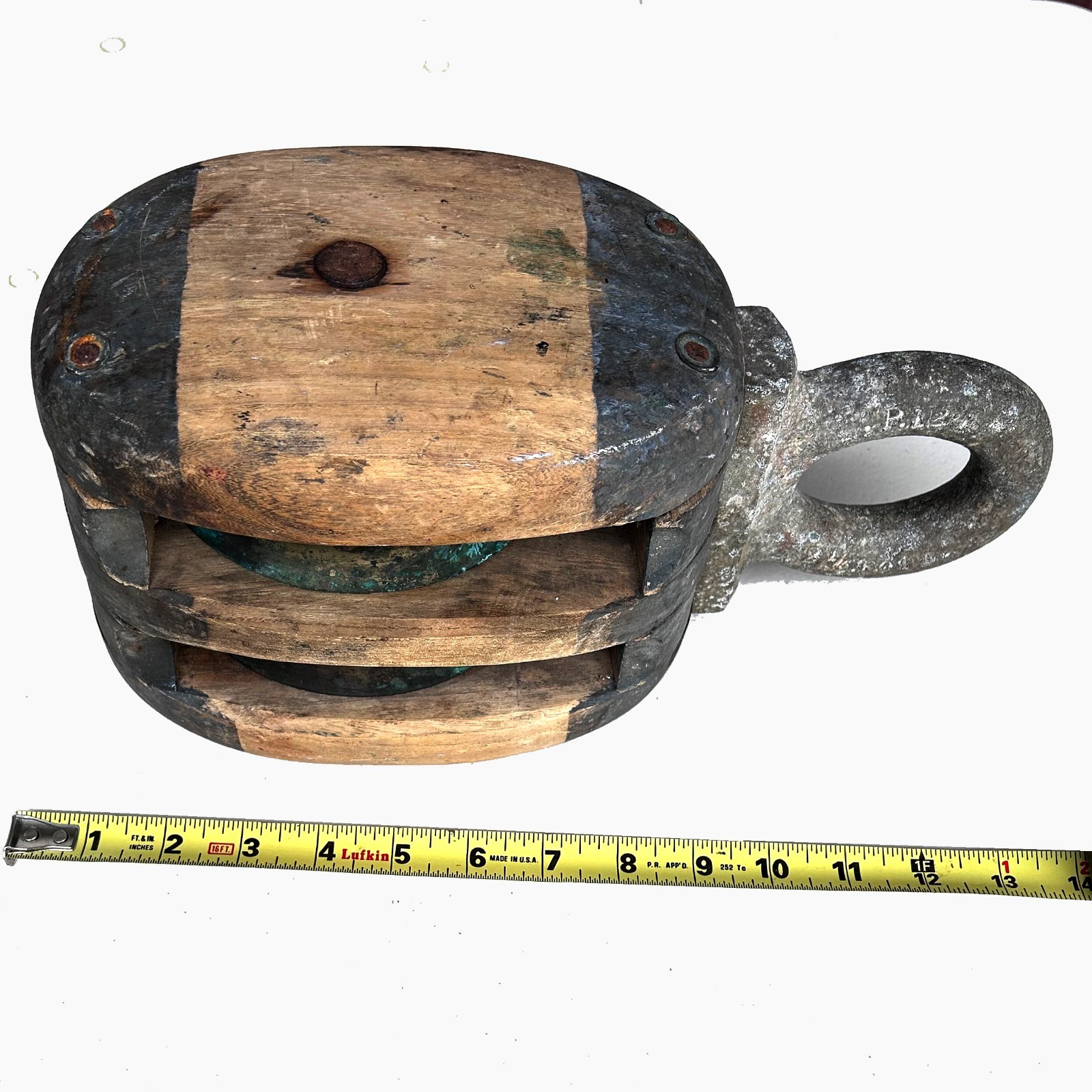 LARGE - Vintage Wood Block And Tackle Barn Pulley Rustic Antique - 14” X 5”
