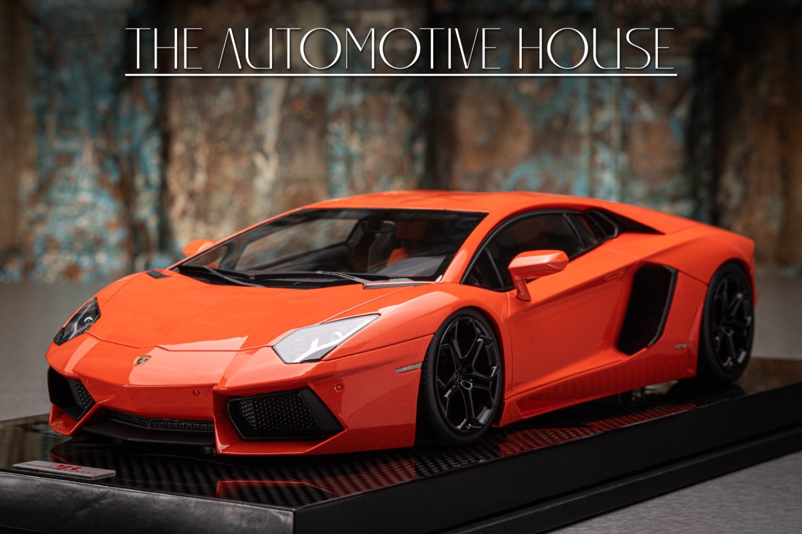 Lamborghini Aventador (Orange) [MR Collection] 1/18 scale