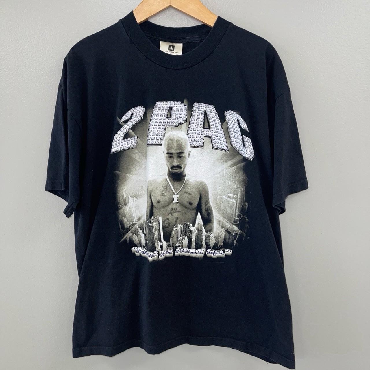 Vintage 2Pac Keep Ya Head Up Black Graphic T-Shirt XL Rap & Hip Hop Music Tee Vintage 2Pac Keep Ya Head Up Black Graphic T-Shirt XL Rap & Hip Hop Music Tee