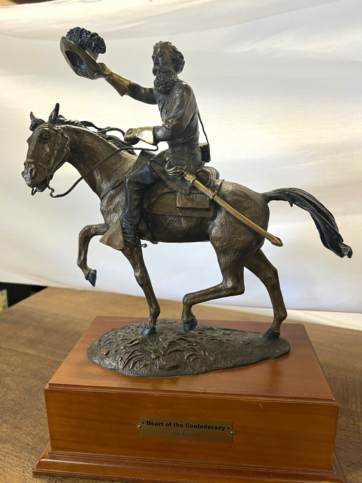 The Franklin Mint Limited Edition Bronze Statue w/ Wooden Base Jim Ponter The Franklin Mint Limited Edition Bronze Statue w/ Wooden Base Jim Ponter