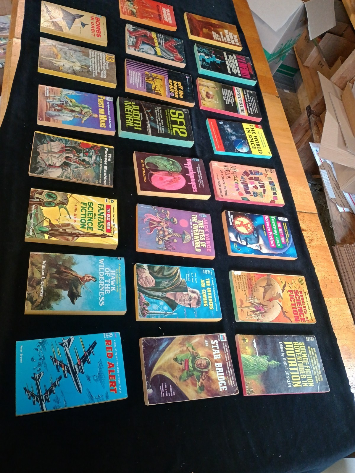 23 Vintage Paperbacks Science Fiction Novels B93