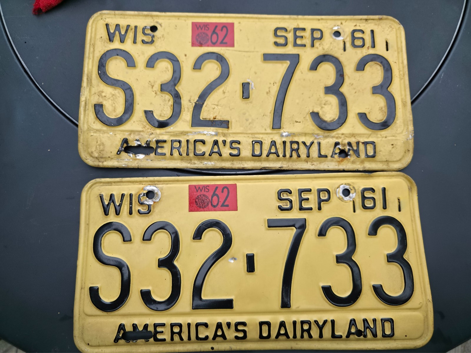 Vintage 1961 1962 Wisconsin License Plate Matched Pair S32-733 Expired Dairyland