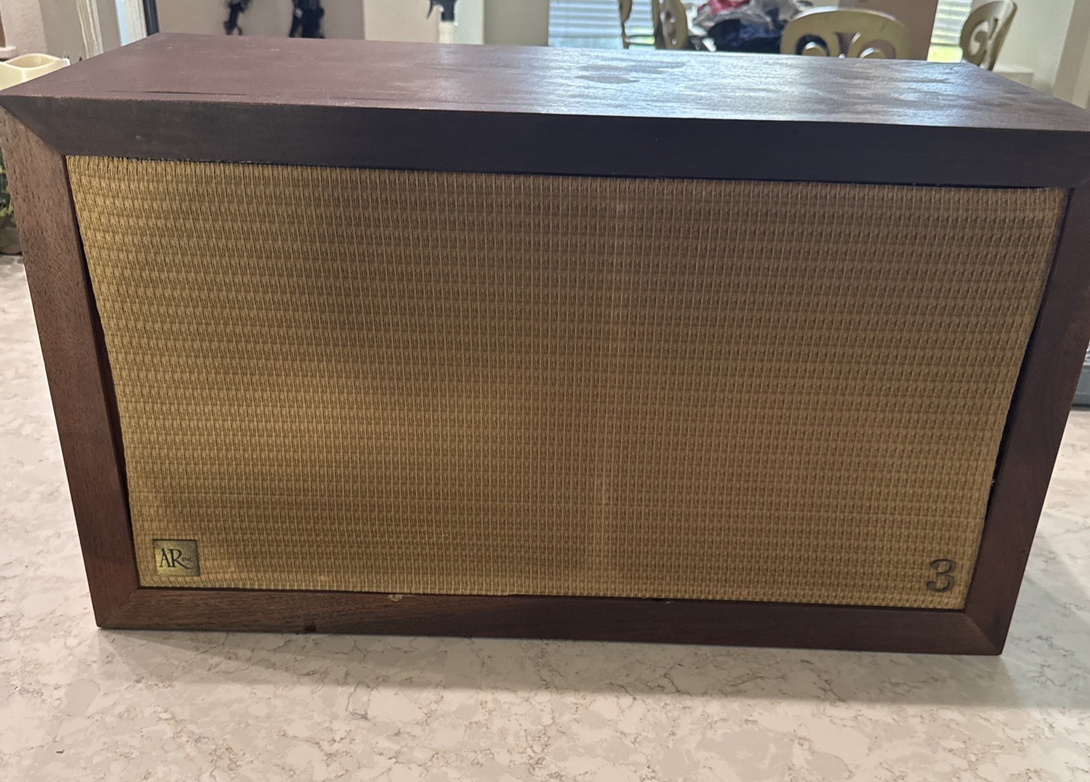 Vintage-ar-3 One Speaker