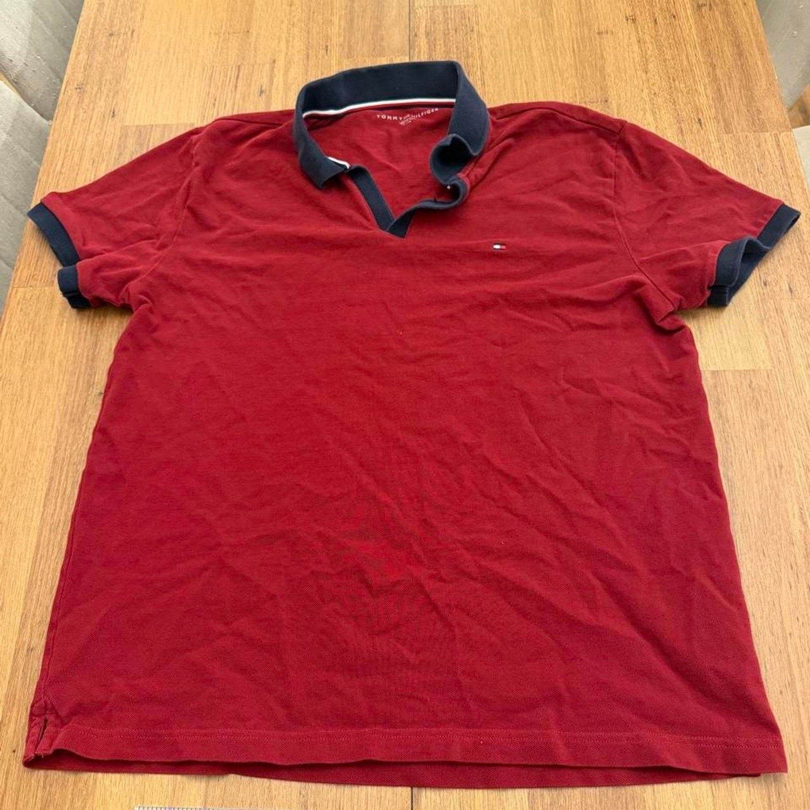 Tommy Hilfiger Large Red Navy Split V Neck Notch Collar Polo Shirt