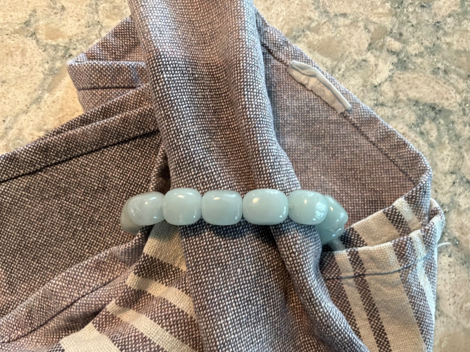 Vintage Light Green Jade 13m to 18mm Beaded Bracelet w/ Adjustable Cord
