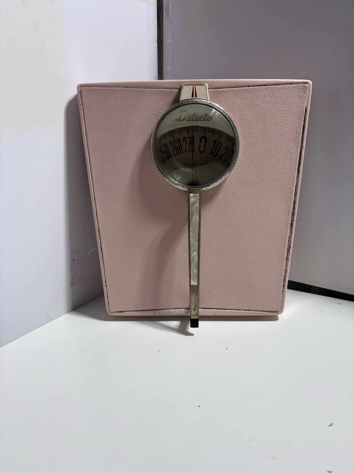 Detecto Vintage Dial/Mechanical  working Bathroom Scale Pink & Silver Metal