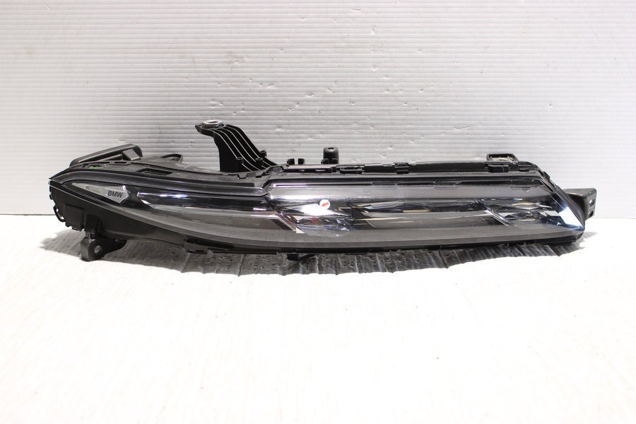 2023-2026 BMW X7 Right Side LED DRL Headlight Assembly OEM 63115A9CFB5
