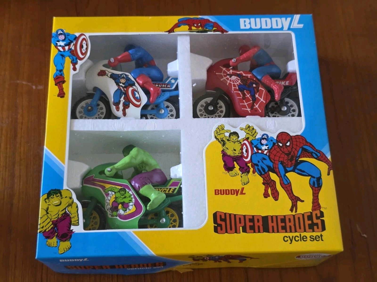 * Vintage 1981 BUDDY L Super Heroes Cycle Set - 693H - New Old Stock