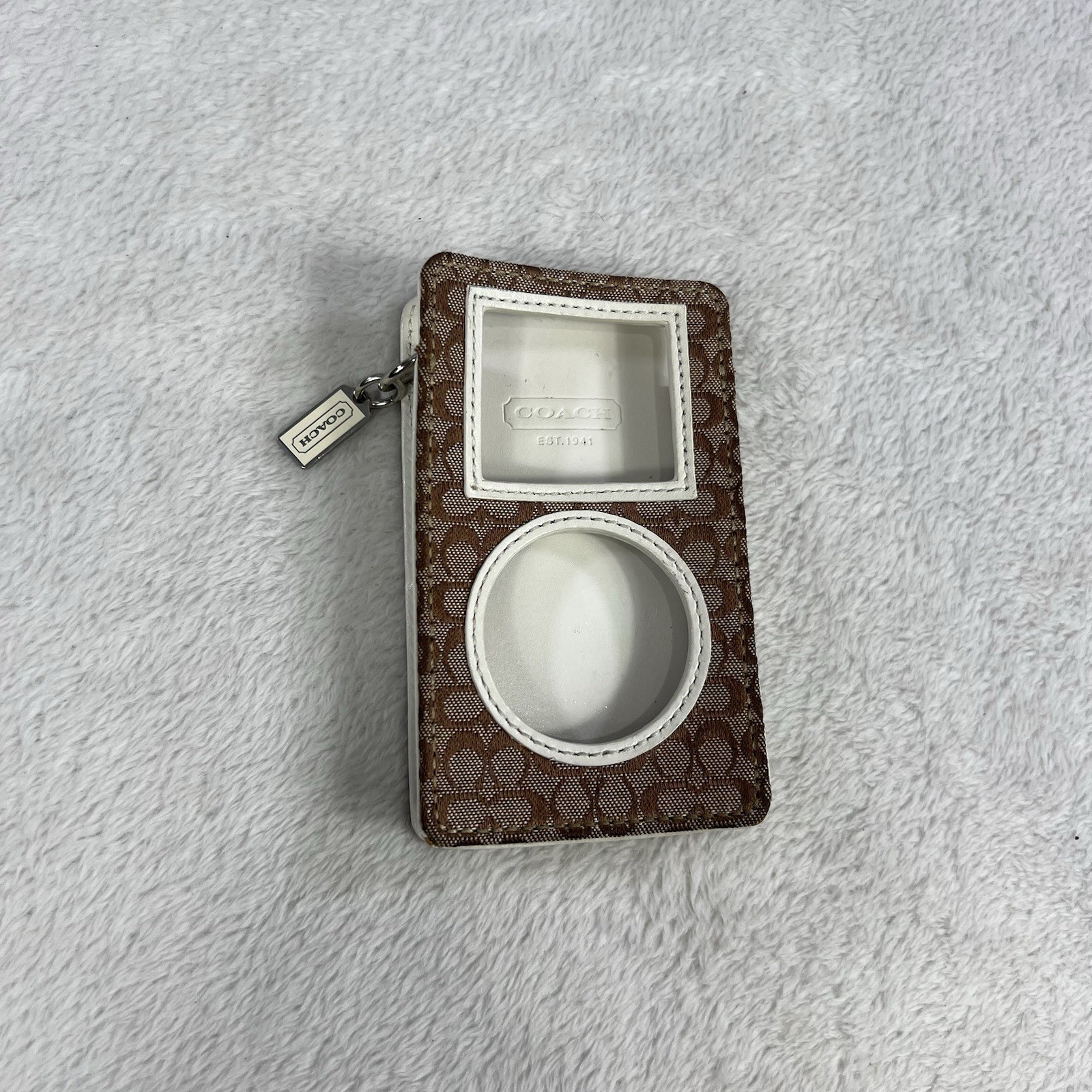 Vintage Y2K Era Coach Signature Canvas iPod Case Monogram Brown White Vintage Y2K Era Coach Signature Canvas iPod Case Monogram Brown White