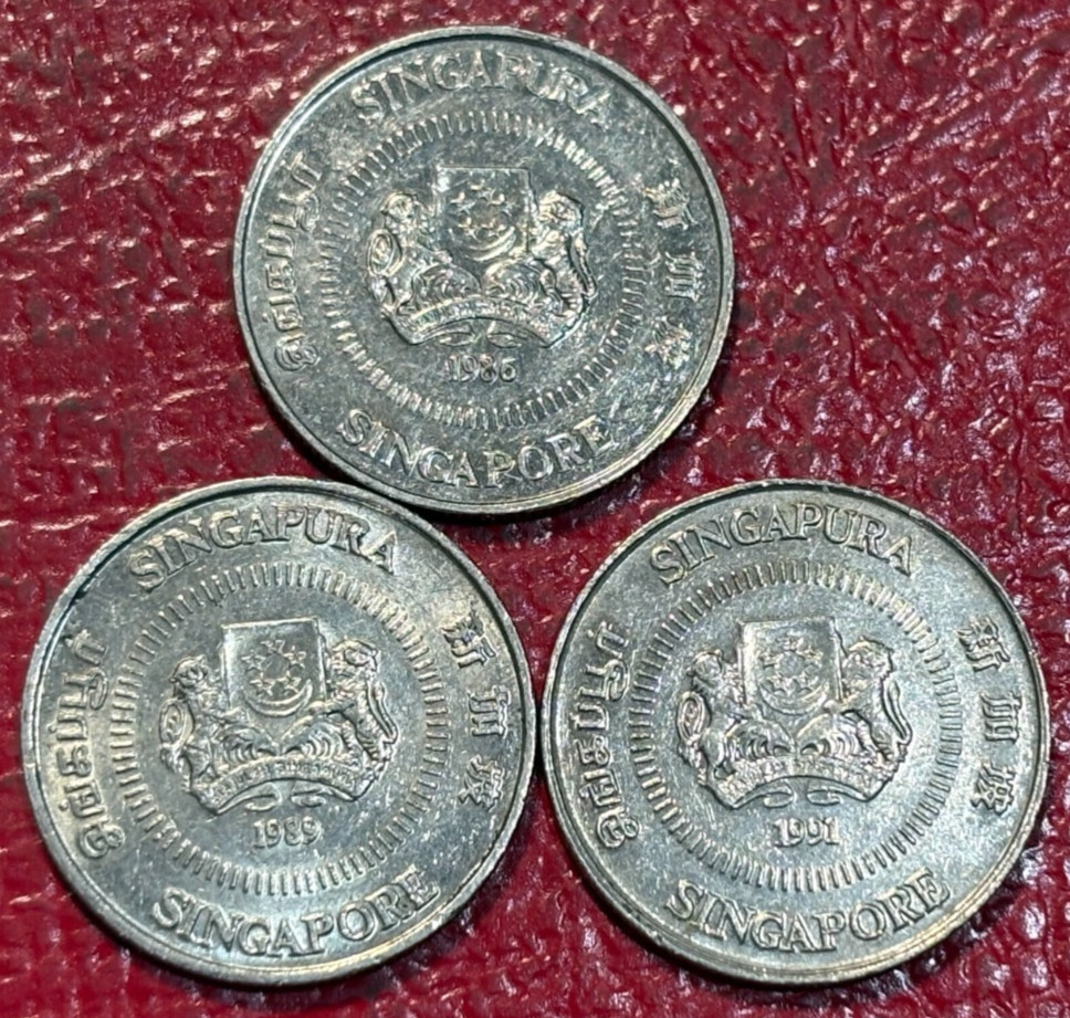 HIGH GRADE AU TO UNC  LOT 3 1986/1989/1991 SINGAPORE 10 CENTS COIN-MAY659
