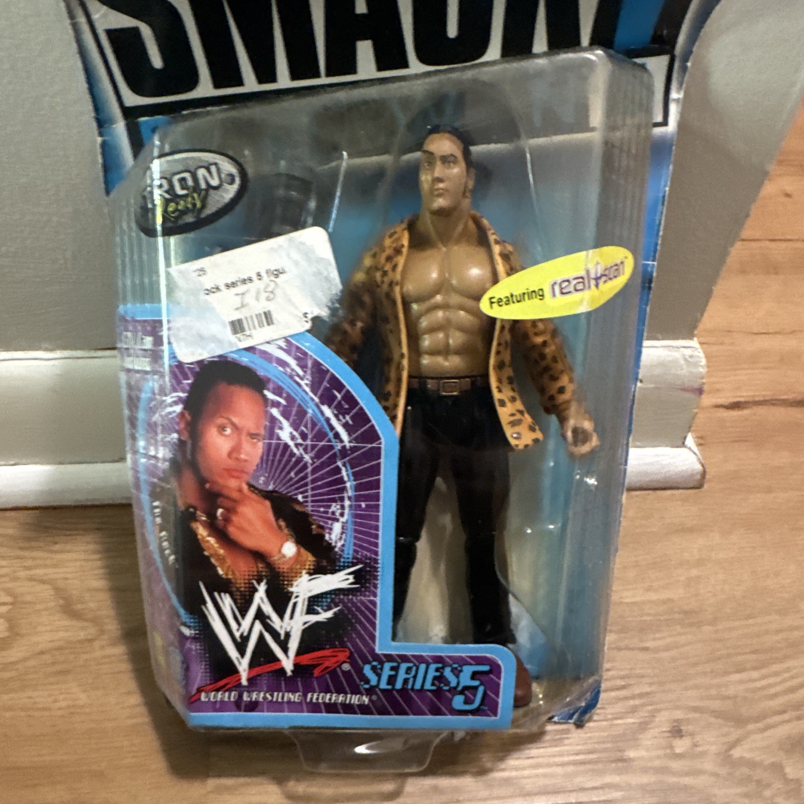 2000 JAKKS PACIFIC WWE WWF FIGURE THE ROCK DWAYNE JOHNSON SMACK DOWN SERIES 5 2000 JAKKS PACIFIC WWE WWF FIGURE THE ROCK DWAYNE JOHNSON SMACK DOWN SERIES 5