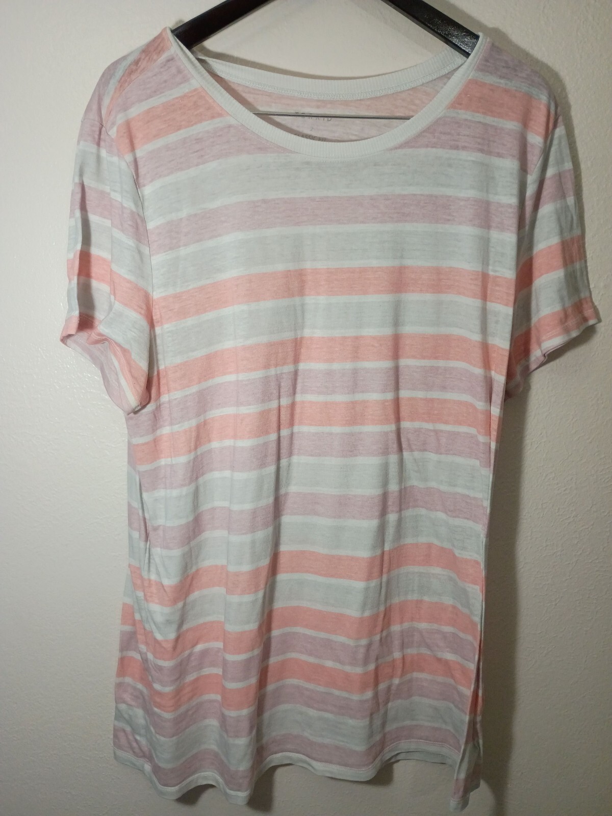 Torrid Classic Fit Striped T-Shirt Size 2