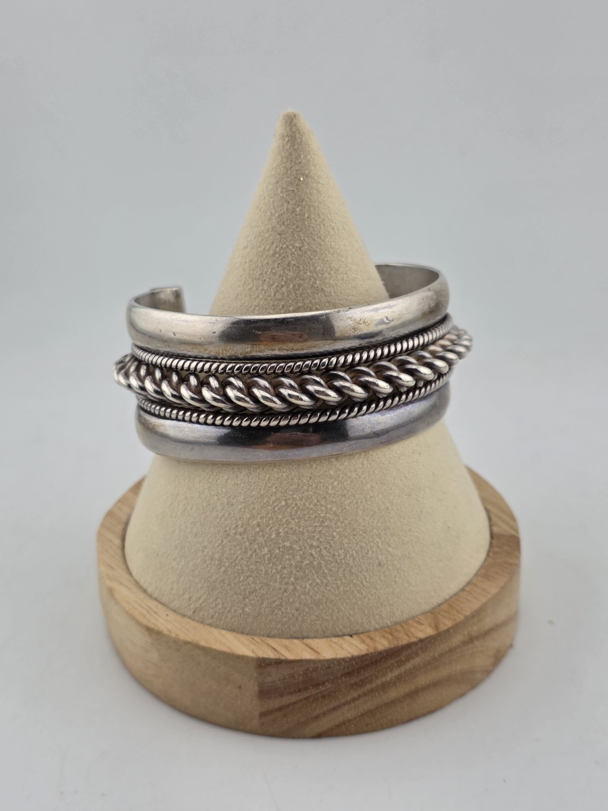 Heavy Native American Triple Beaded Silver 0.999  Cuff Bracelet 92g Navajo Style