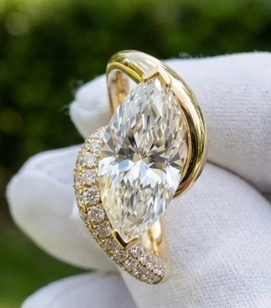 IGI 5.20CT Marquise E/VS Lab Grown Diamond Bypass Engagement Ring 14KYellow Gold