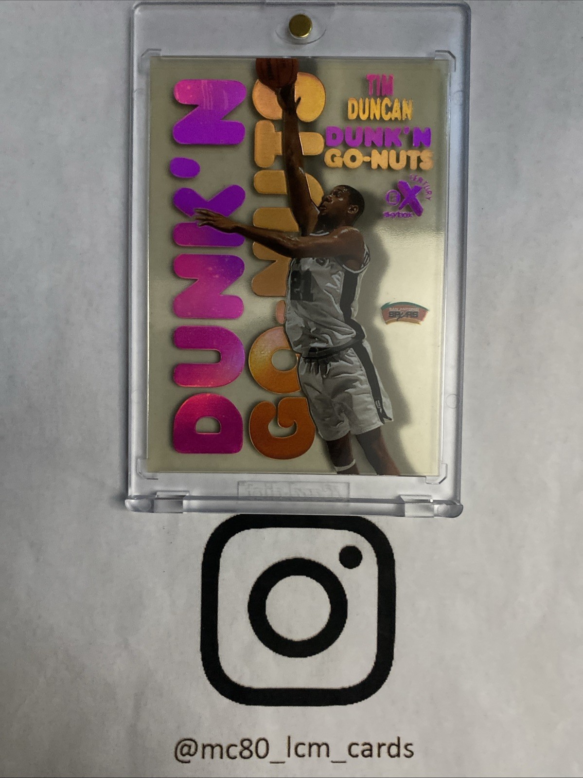 1998-99 Skybox E-X Century Dunk'n Go-Nuts Tim Duncan #4 DG 1998-99 Skybox E-X Century Dunk'n Go-Nuts Tim Duncan #4 DG