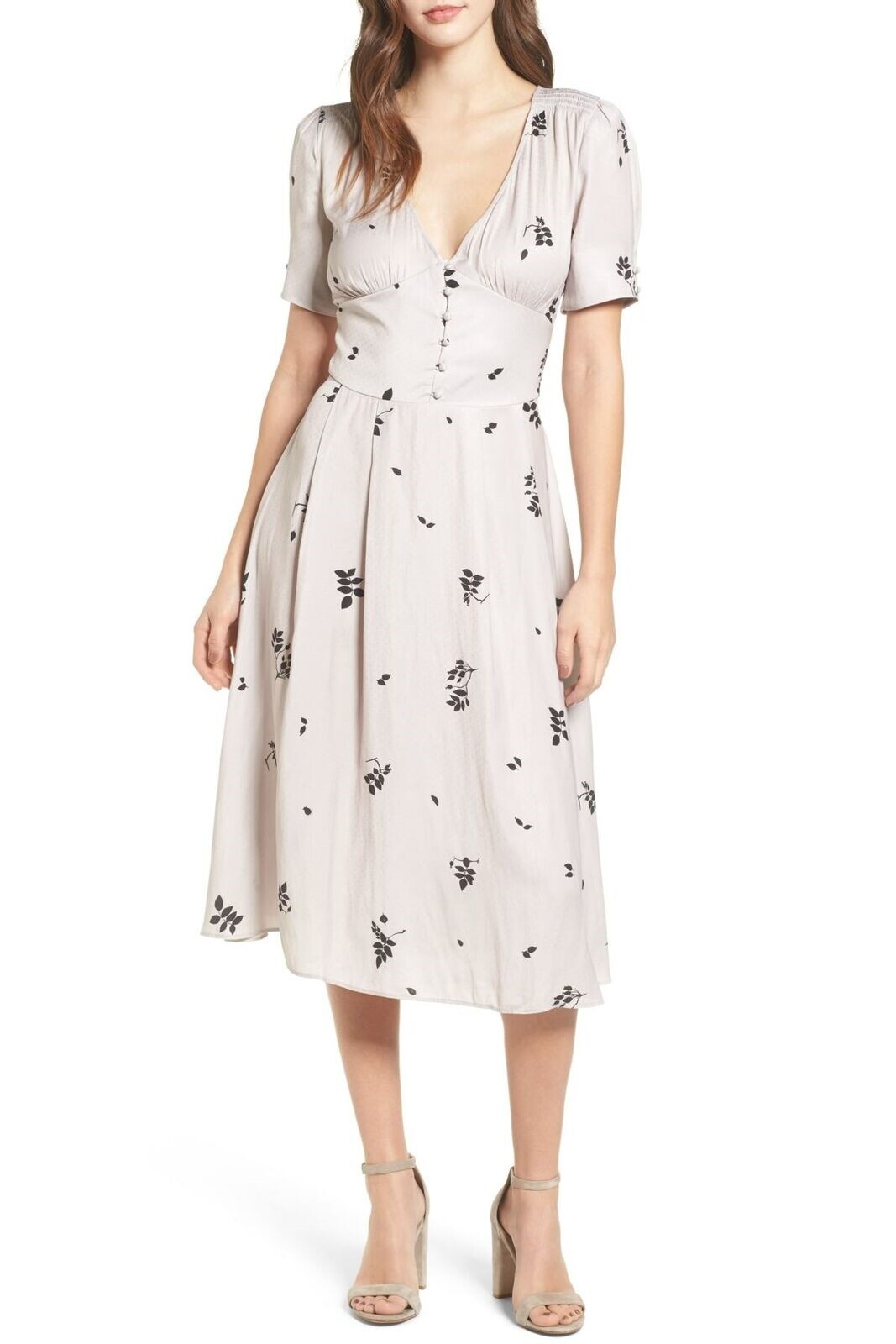 Chelsea28 Women\'s 159363 Textured Fit & Flare Short Sleeve Midi Dress Sz. Medium