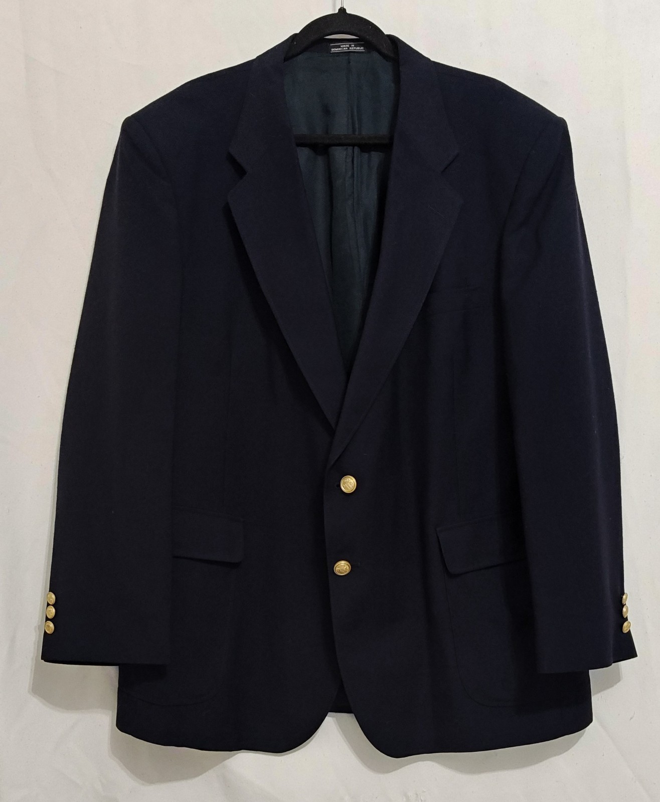 David Taylor Men’s Navy Blazer Sport Coat Men’s 46R Gold Buttons Classic Fit