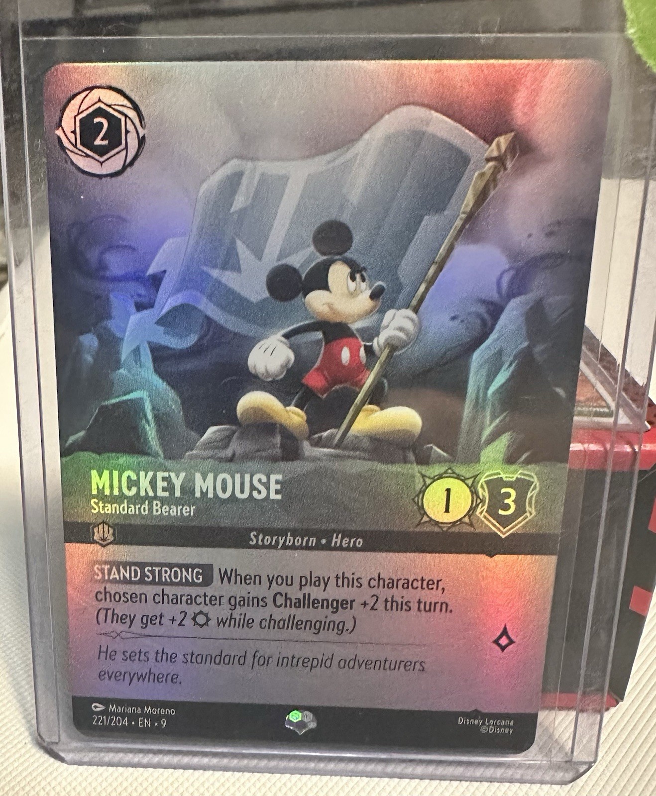 Lorcana Mickey Mouse - Standard Bearer (Epic) 221/204 Fabled Holo