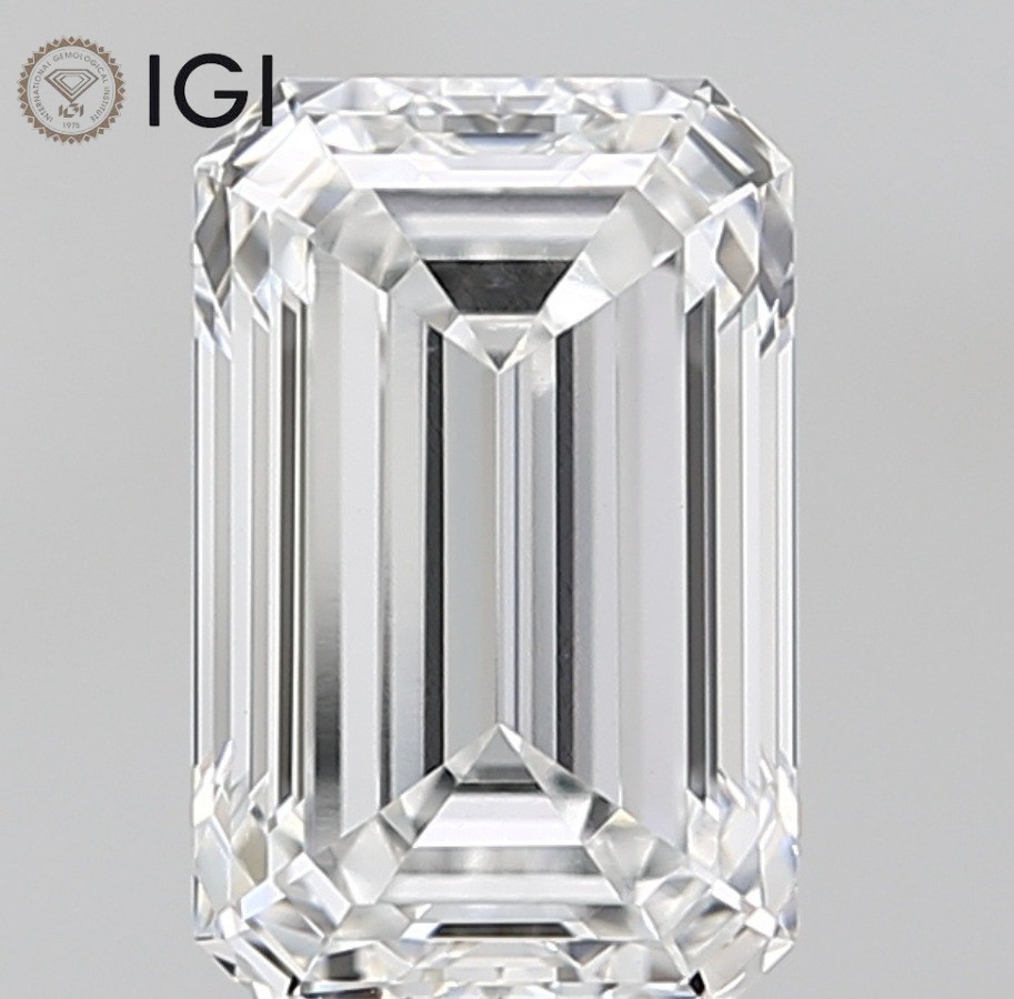4.09 Ct Emerald Cut IGI Certified Lab Grown CVD Diamond F Color VS1 Clarity