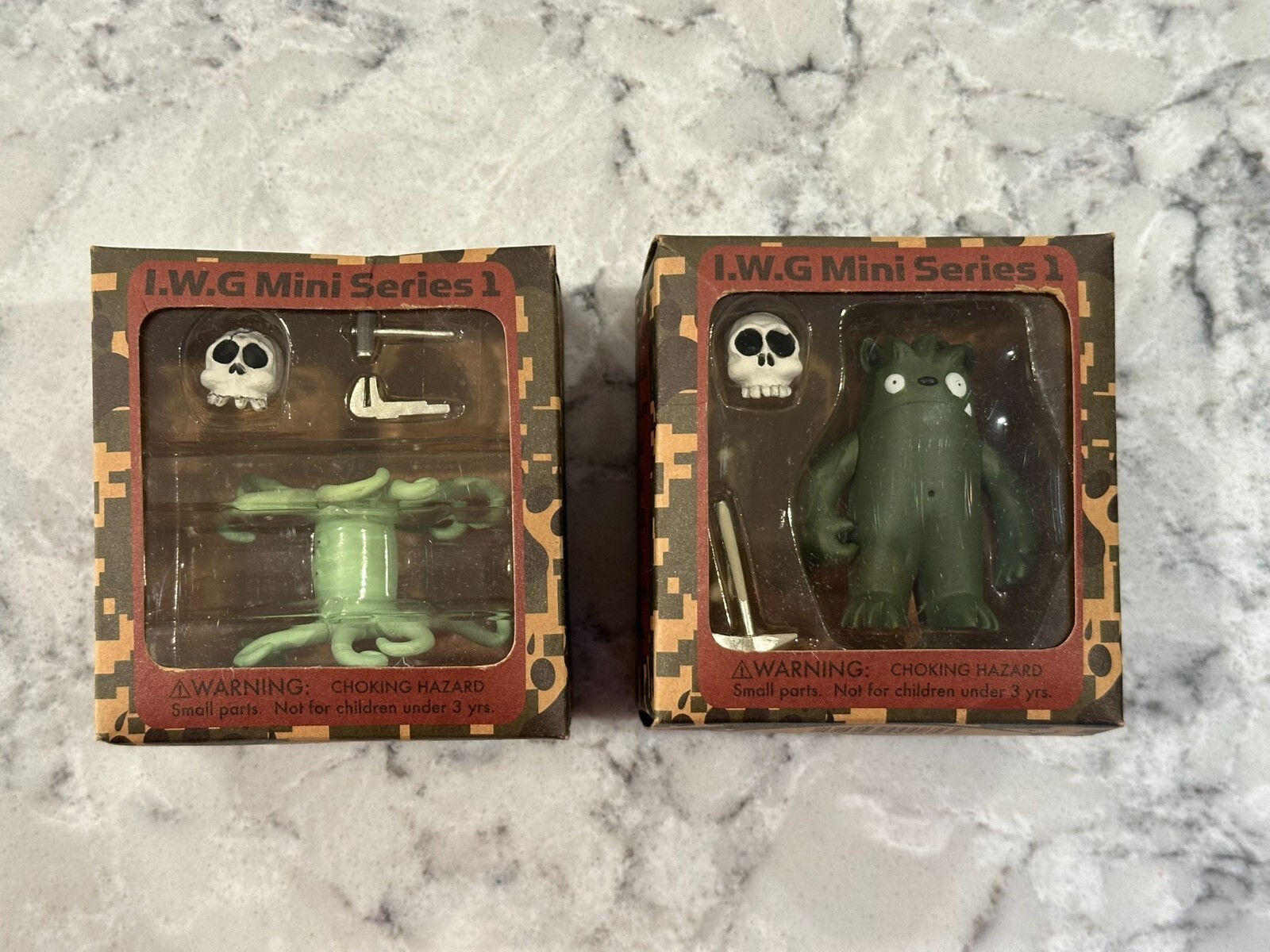 IWG mini Series Moly the mutated Cephalopod and Ocho Strangeco RARE