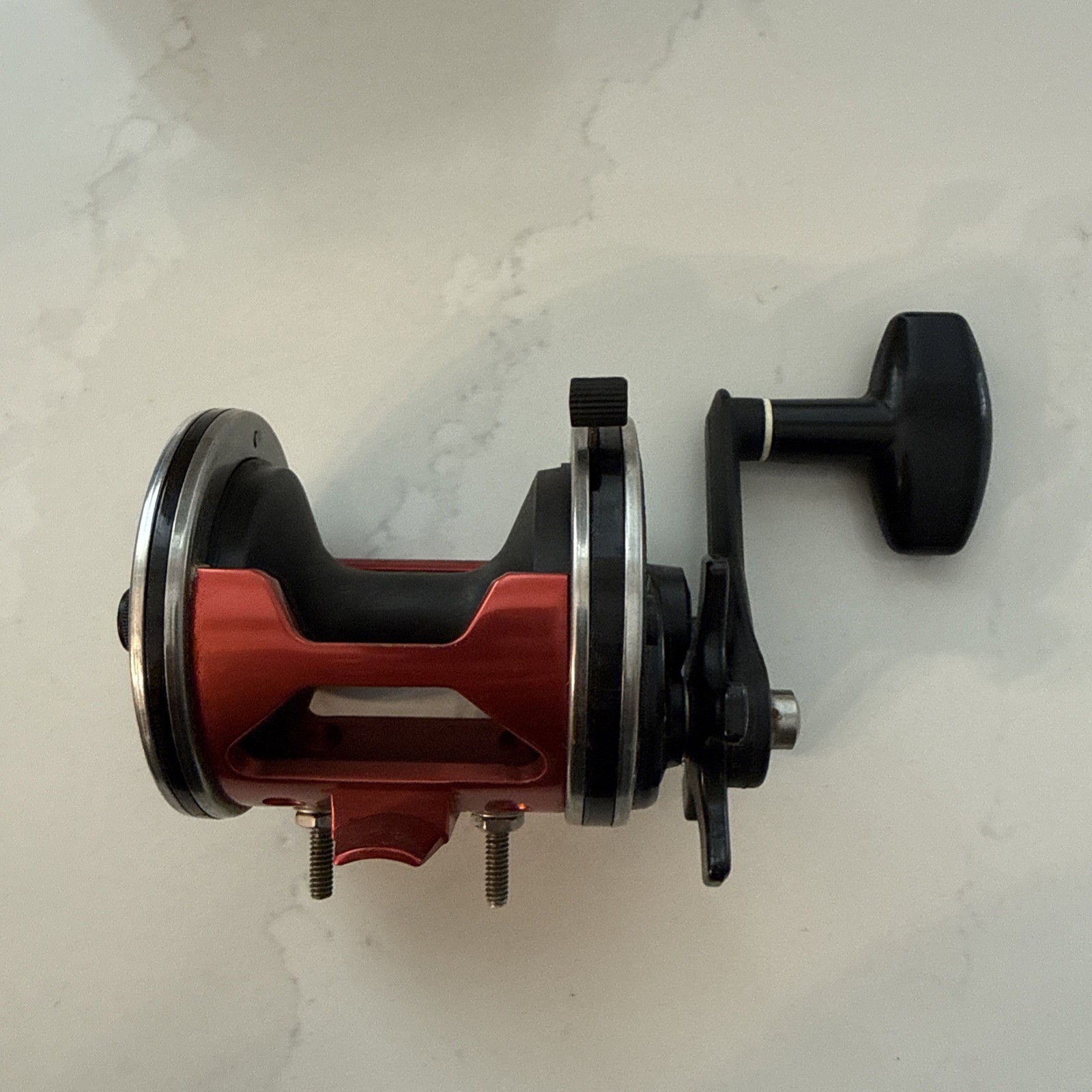 Newell S338-5 Fishing Reel With Accurate Red Frame & Metal Spool Ready 2 Fish