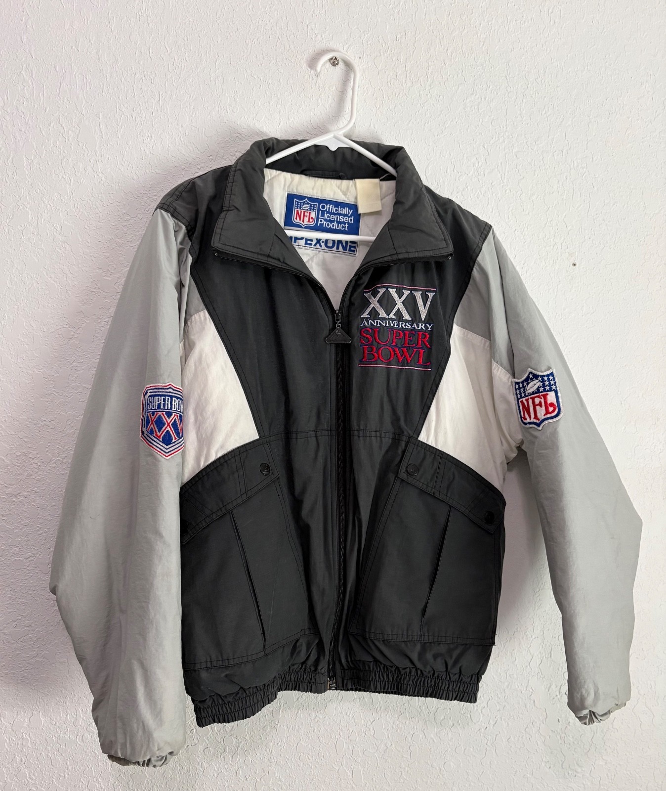Vintage 90s Apex One Super Bowl XXV Jacket Full Zip NFL 1991 25th Anniversary Vintage 90s Apex One Super Bowl XXV Jacket Full Zip NFL 1991 25th Anniversary