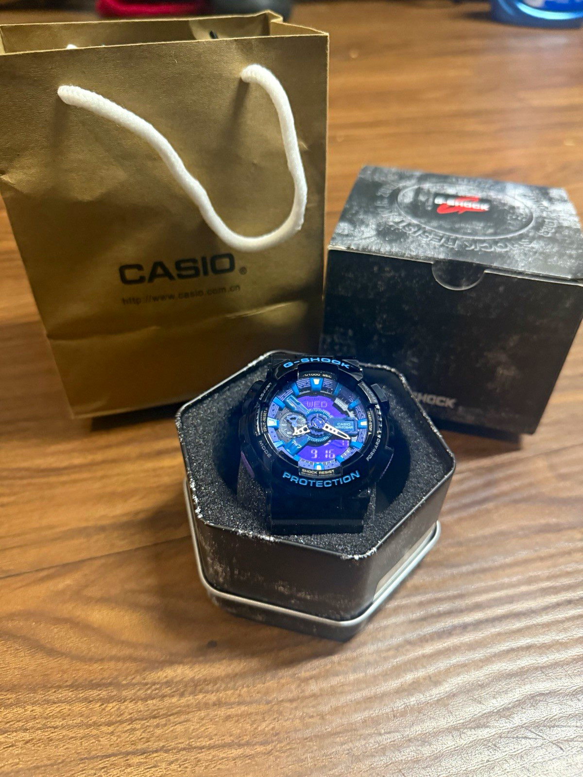 Casio G-SHOCK Analog/Digital Shock-Resistant 200m Black Resin Watch w/ Box