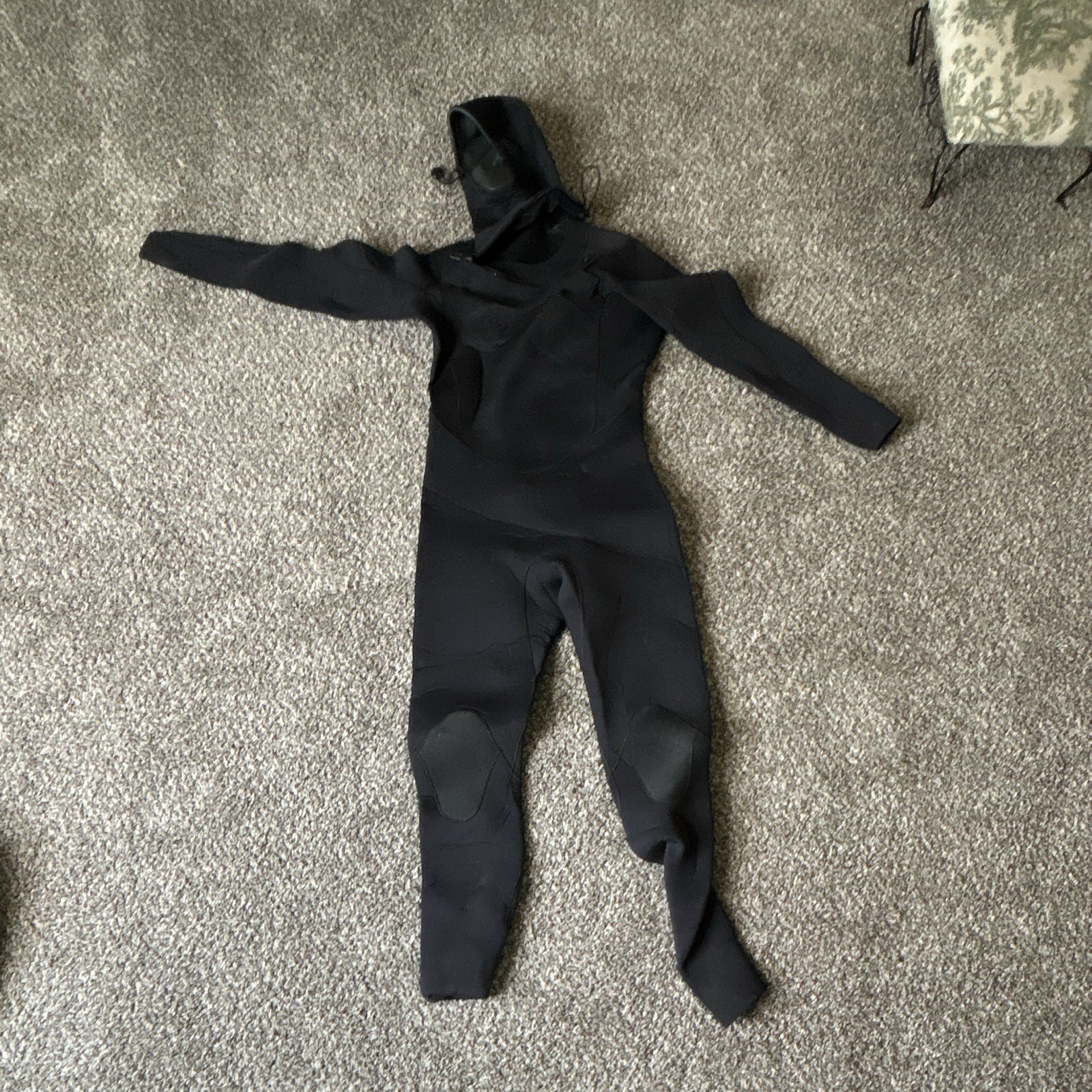 XCEL Men\'s Hooded Full Wetsuit Medium - Black