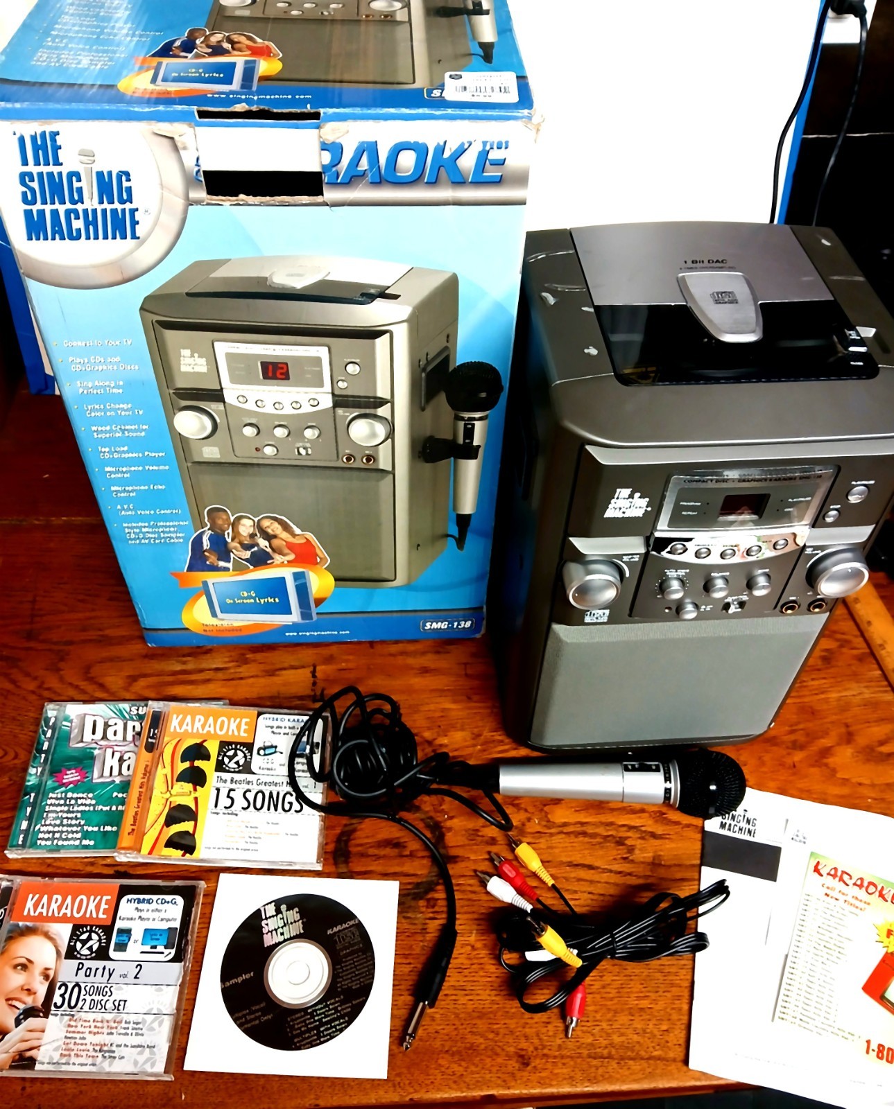 The Karaoke Singing Machine SMG-138 CD Player Tested Works great Incl extra The Karaoke Singing Machine SMG-138 CD Player Tested Works great Incl extra