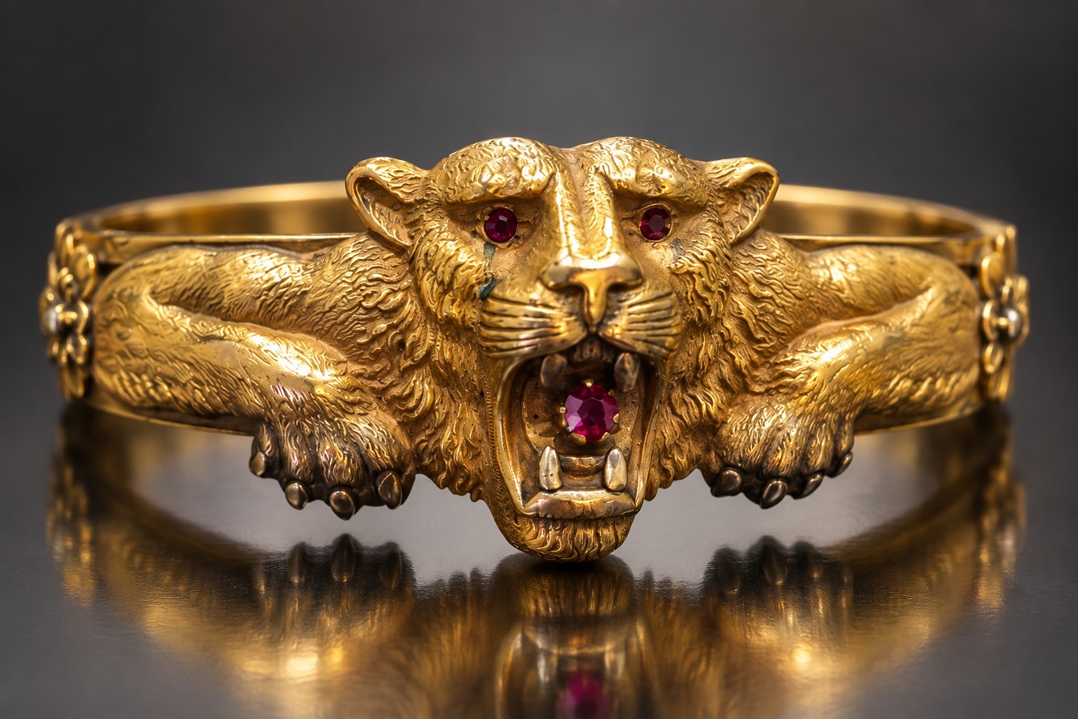 RARE AMAZING CONDITION GOLD-FILLED ANTIQUE LION 100% ORIGINAL BRACELET RARE AMAZING CONDITION GOLD-FILLED ANTIQUE LION 100% ORIGINAL BRACELET