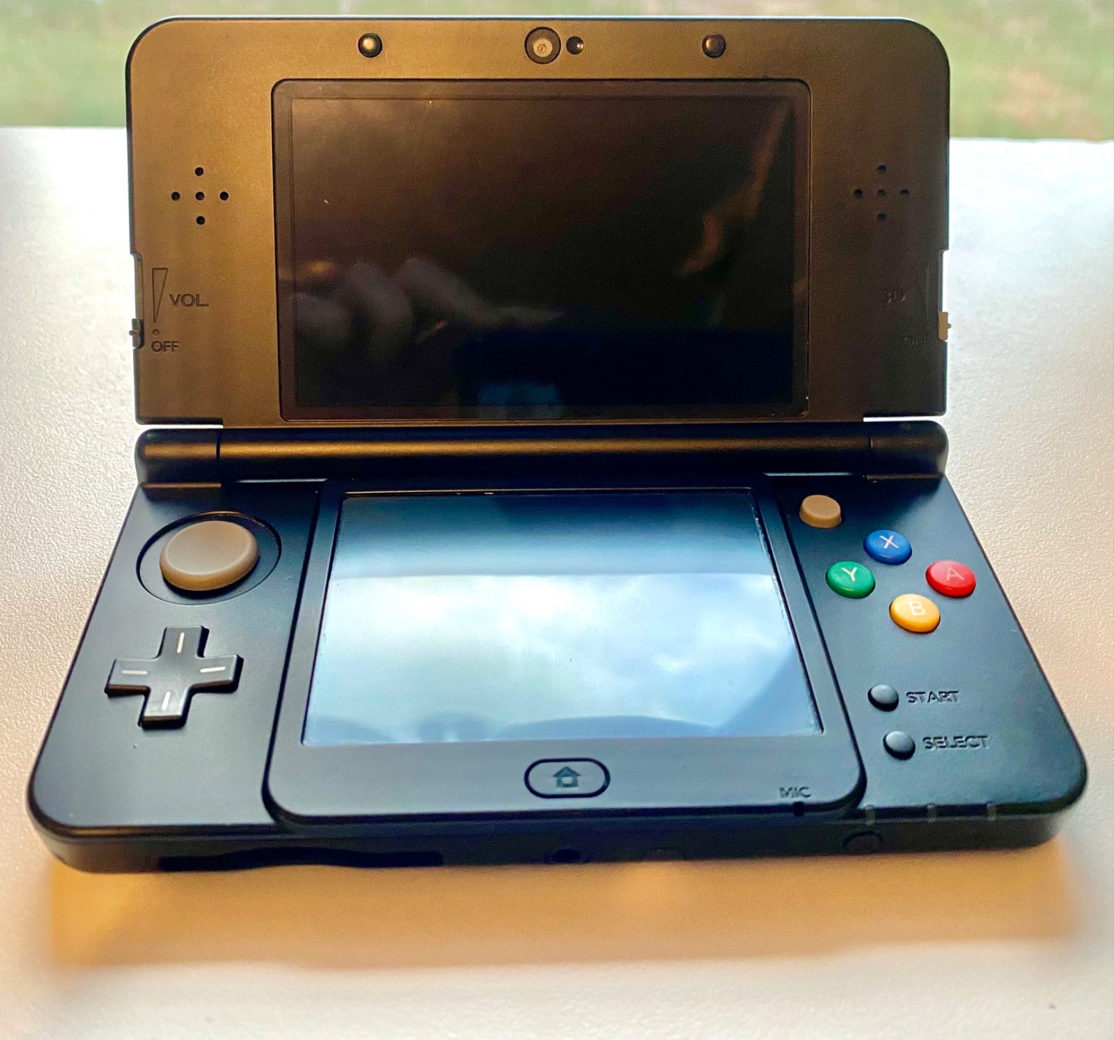 Nintendo New 3DS - Original Super Mario Edition 4GB Handheld System - Black
