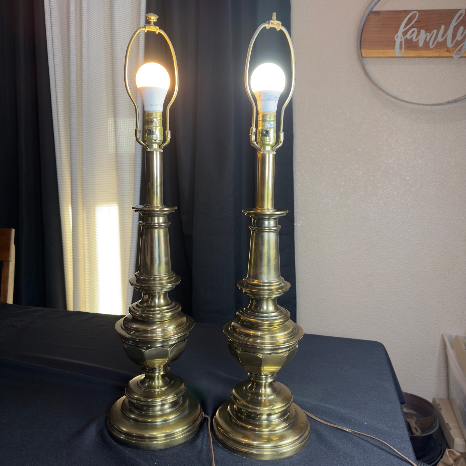 Vintage Stiffel Brass Table Lamps Pair Hollywood Regency Traditional 30.5 Inch Vintage Stiffel Brass Table Lamps Pair Hollywood Regency Traditional 30.5 Inch