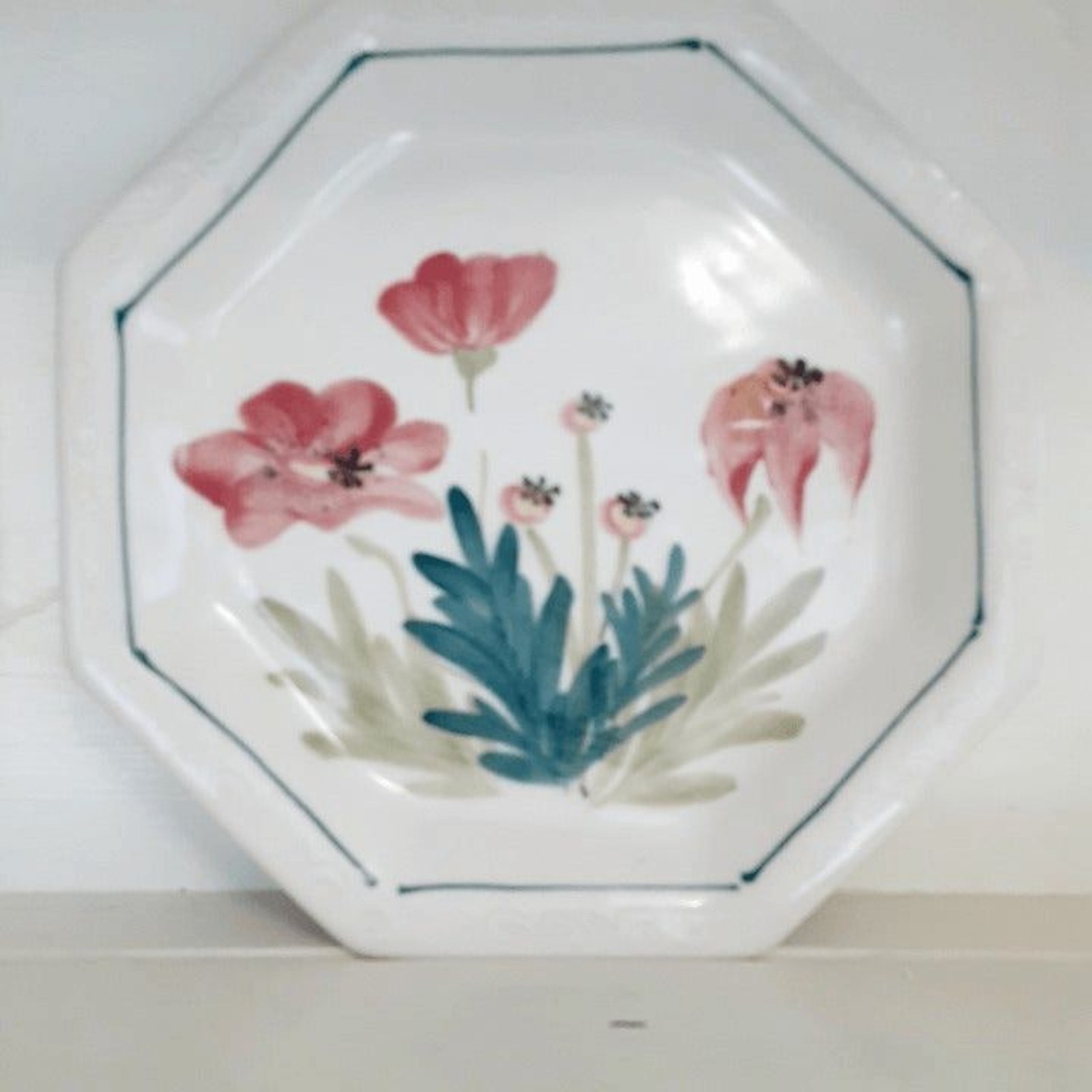 2 Artisan Studio Pottery Octagonal Luncheon Plates 9\