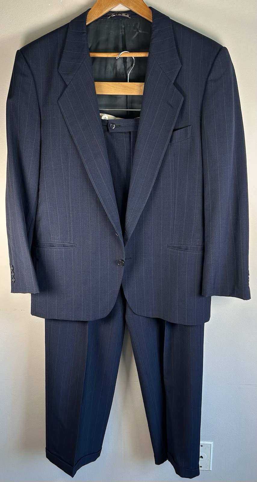 VTG Giorgio Armani Mani Italy Mens 2 Pc Suit Sz 40R 32X29.5 Navy Pinstripes Wool