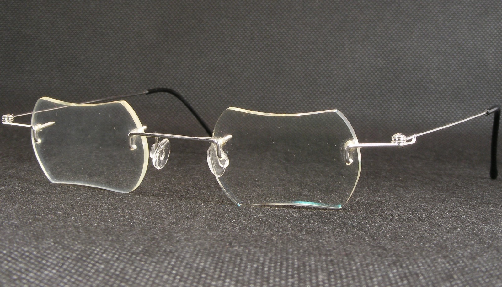 Vintage Tom's Design SILVER UNIQUE RARE EYEGLASSES GLASSES 42-20-154mm Germany