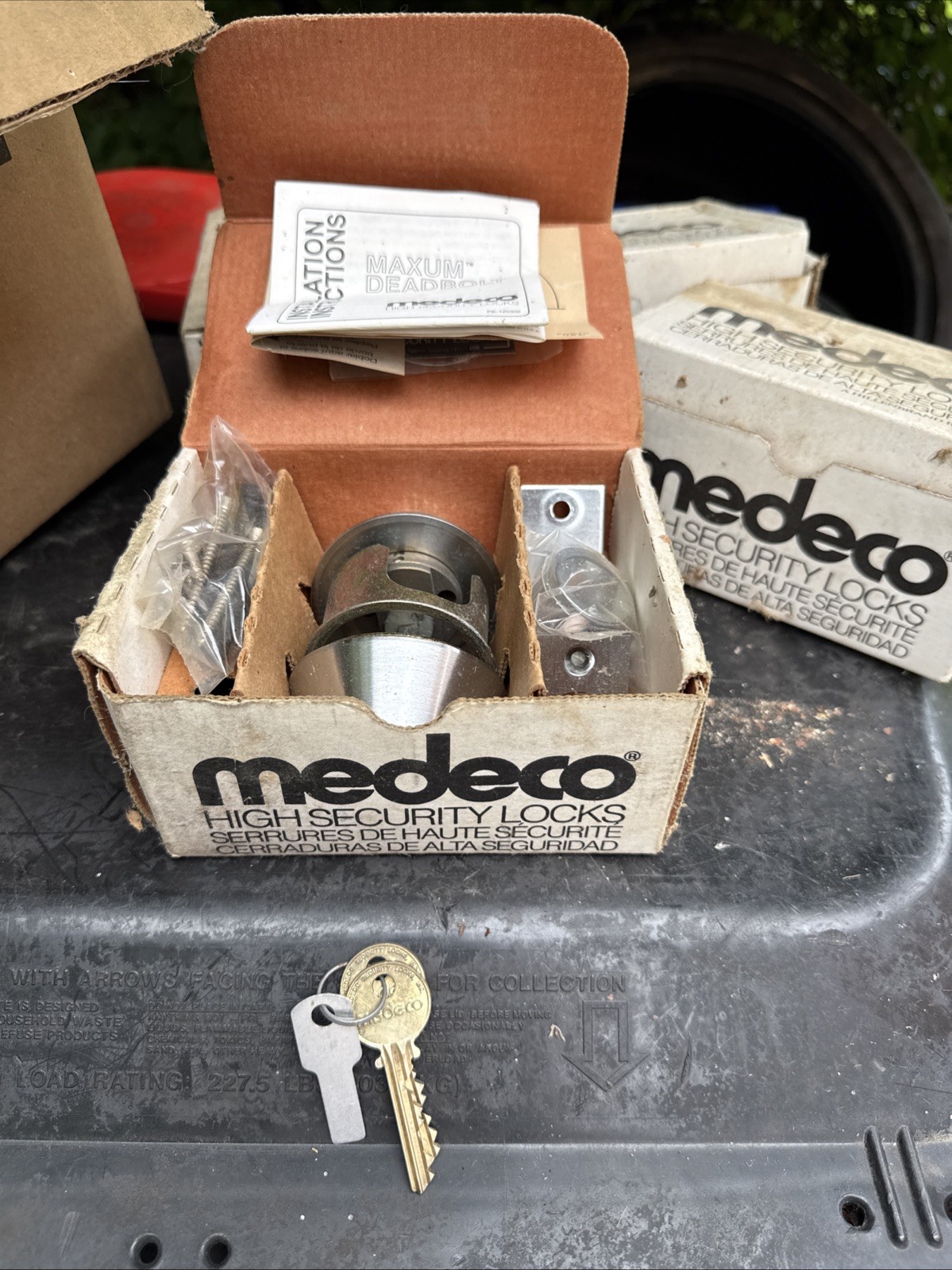 Medeco D11 Double Sided High Security Deadbolt w/keys Medeco D11 Double Sided High Security Deadbolt w/keys