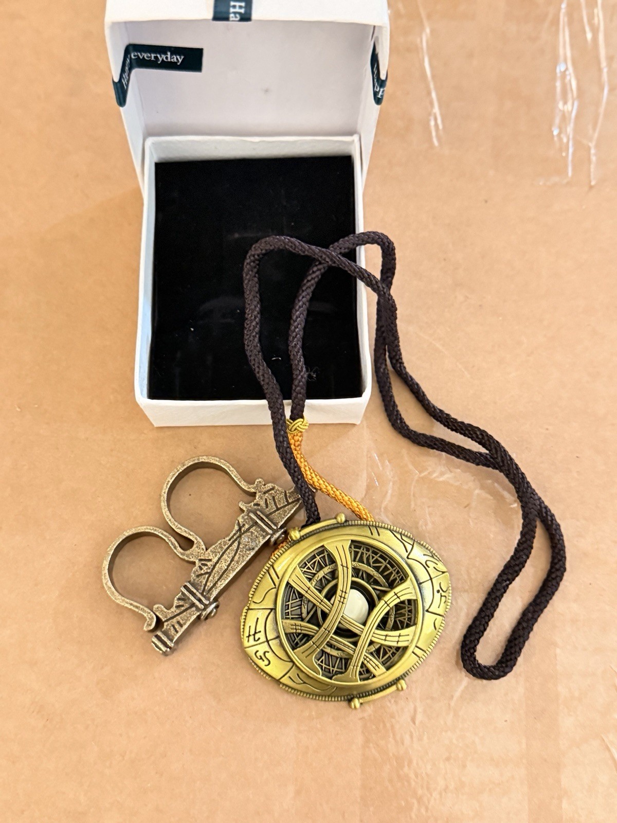 AUTHENTIC Marvel Doctor Strange Sling Ring Replica - Sorcerer Supreme Metal Prop AUTHENTIC Marvel Doctor Strange Sling Ring Replica - Sorcerer Supreme Metal Prop