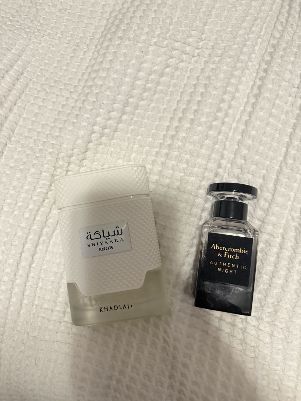 Shiyaaka Snow & Ambercrombie & Fitch Authentic Night Shiyaaka Snow & Ambercrombie & Fitch Authentic Night