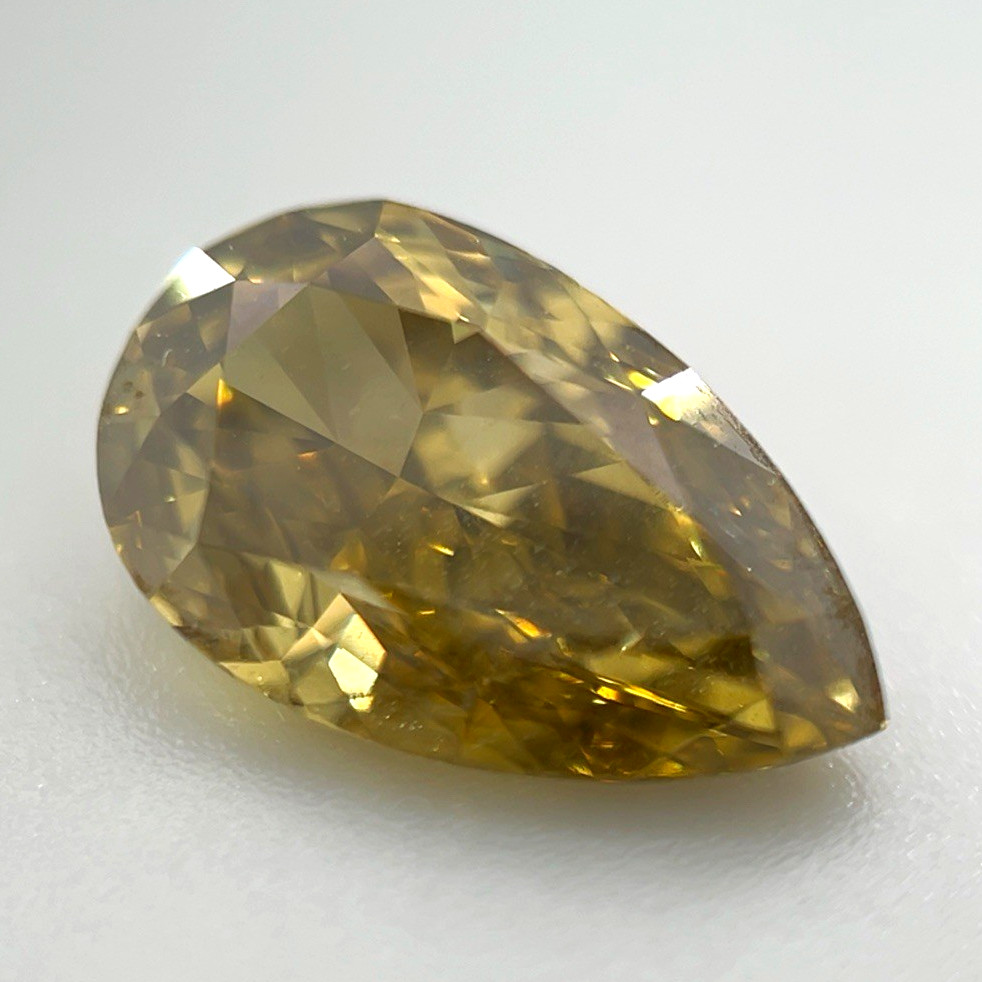 GIA certified Chameleon Diamond 2.51 CT