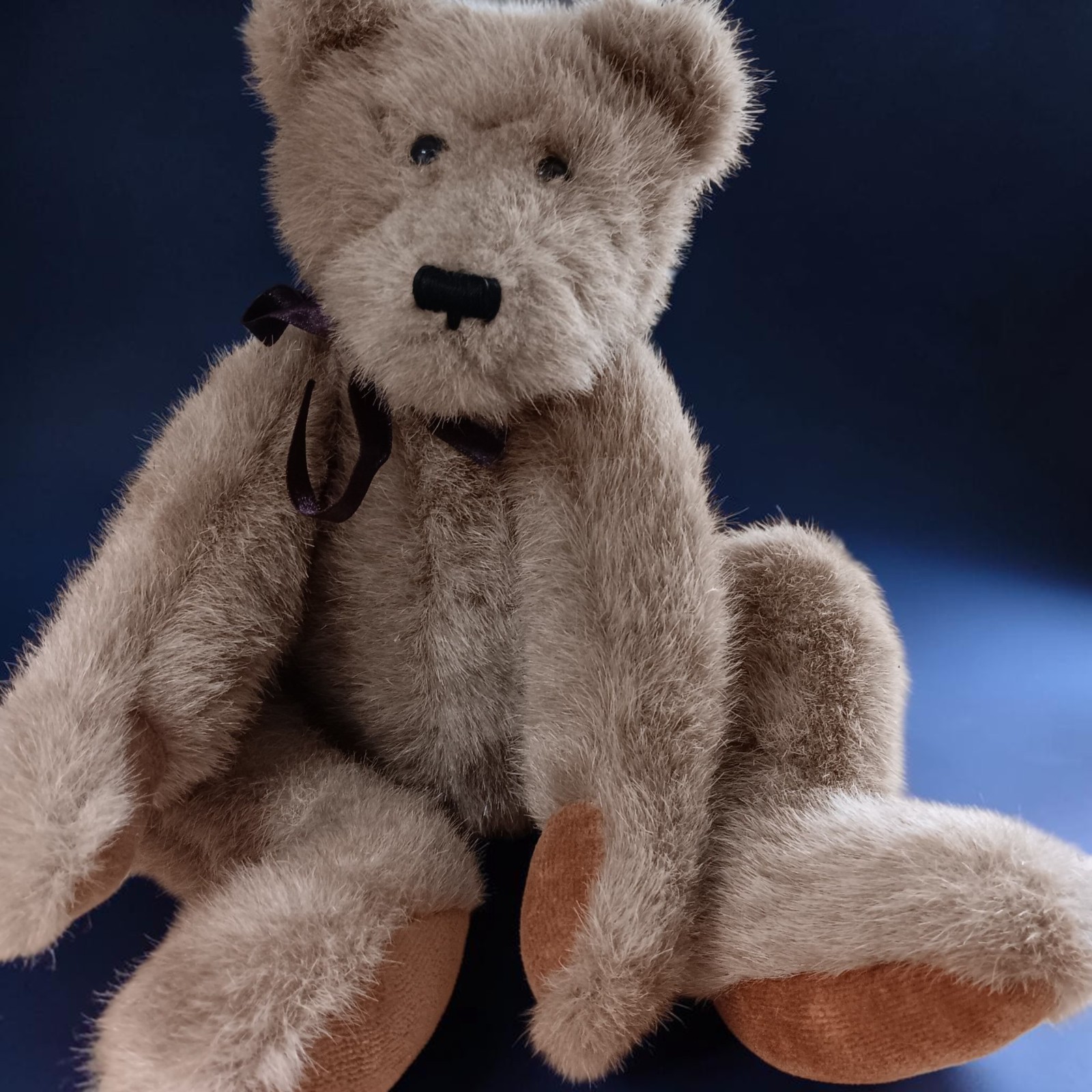 Vintage Boyds 1980\'s bear, jointed limbs complete with original tag